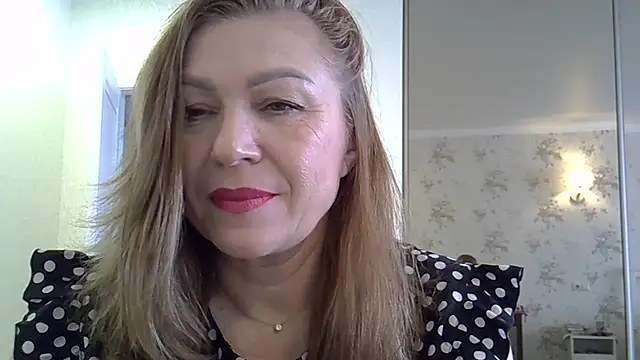 Snapshot of Alexandra-Rosee chatting on December 15, 5:34 am Alexandra-Rosee online show from December 15, 5:34 am