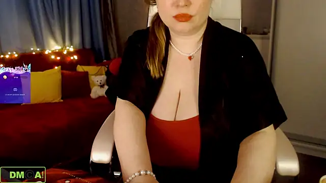 Snapshot of -R0sa-8ella- chatting on December 19, 11:34 pm -R0sa-8ella- online show from December 19, 11:34 pm