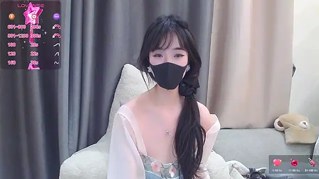 Duludulu 007 online show from February 6, 4:14 pm