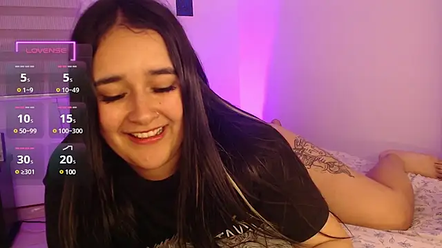 Snapshot of Megan_FE chatting on December 20, 4:31 am Megan FE online show from December 20, 4:31 am