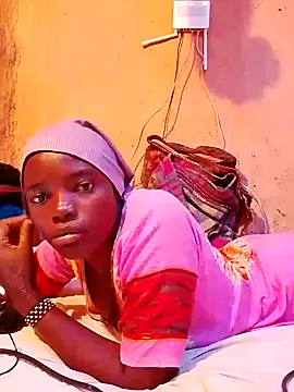 cute naimah online show from November 6, 9:10 am