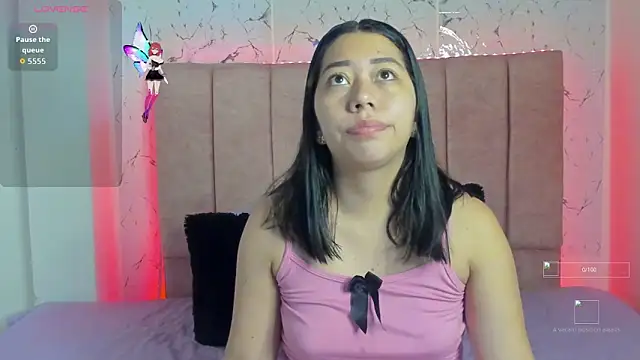 Snapshot of sexylaurita chatting on October 8, 2:25 pm sexylaurita online show from October 8, 2:25 pm