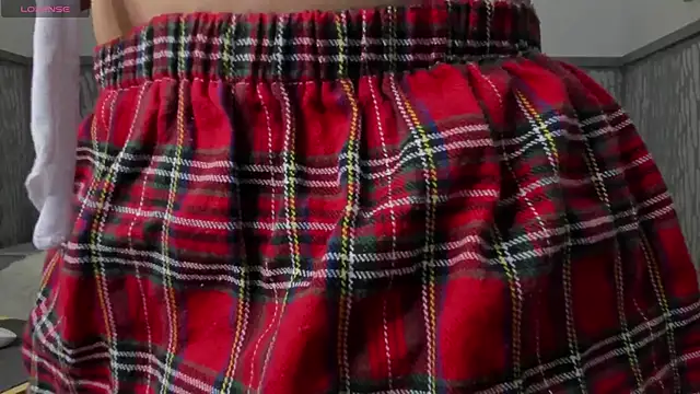 Snapshot of sexylaurita chatting on March 11, 11:49 am sexylaurita online show from March 11, 11:49 am