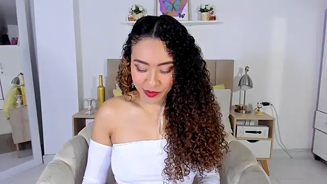 Zoe Gruber online show from May 1, 11:09 pm