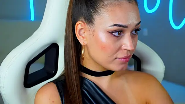 Snapshot of Adel_chocolate_ chatting on September 18, 6:48 am Adel chocolate online show from September 18, 6:48 am