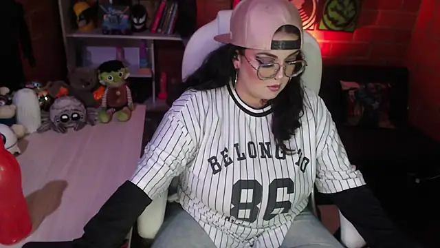 Snapshot of juliette_rd chatting on March 13, 6:16 am juliette rd online show from March 13, 6:16 am