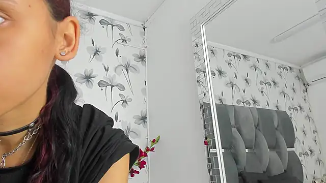 Ehotloveaxxx online show from November 4, 1:21 pm