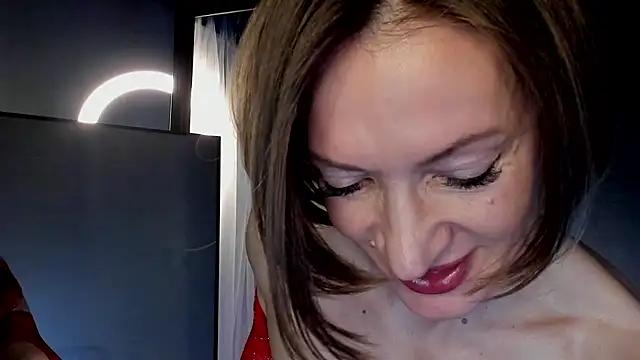 Dorothy Meyer online show from March 8, 8:57 pm