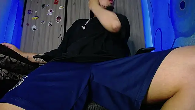 zacwatson  online show from January 22, 10:07 am