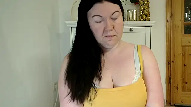 p6w official online show from March 11, 4:07 am