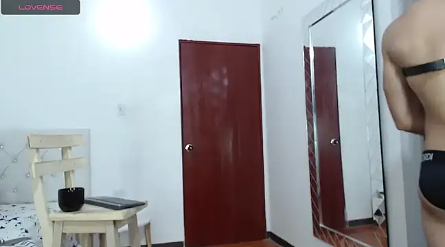 JoseRumbero26 online show from March 8, 12:52 pm