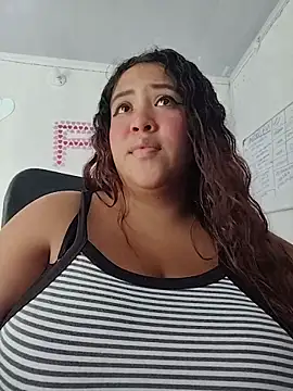 I am yours- online show from June 6, 4:12 pm