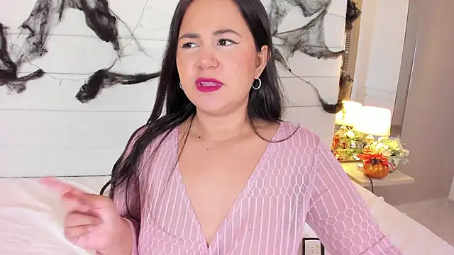 Lilly 2809  online show from October 24, 4:20 am