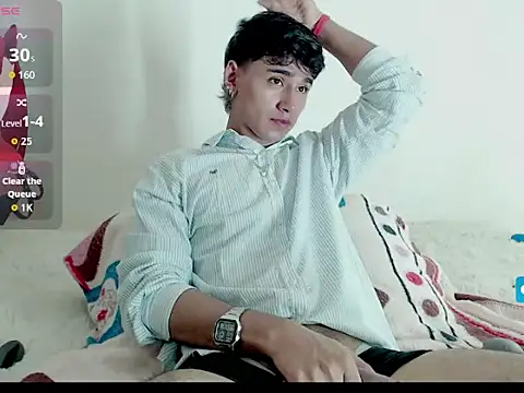Snapshot of juan_stiven chatting on March 29, 2:28 pm juan stiven online show from March 29, 2:28 pm