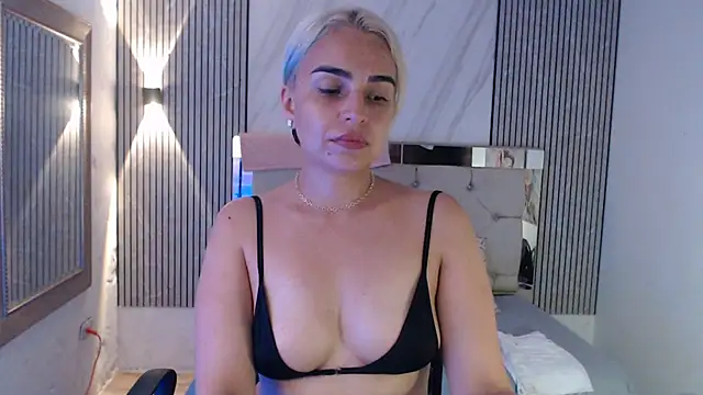 ashley  tylor online show from July 13, 3:31 am