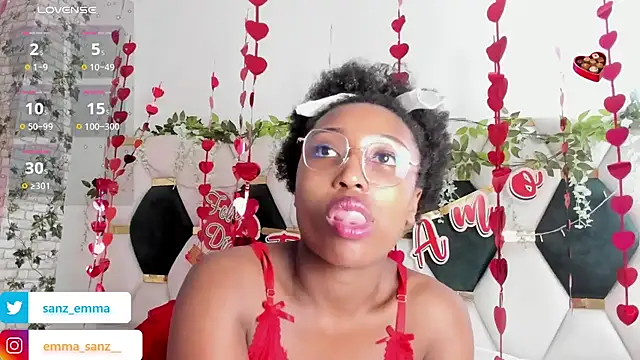 Snapshot of EmmaSanzz_ chatting on February 6, 2:37 pm EmmaSanzz online show from February 6, 2:37 pm