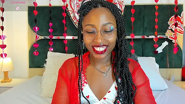 Snapshot of EmmaSanzz_ chatting on February 15, 11:36 pm EmmaSanzz online show from February 15, 11:36 pm