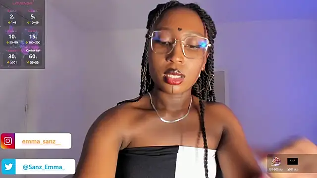 Snapshot of EmmaSanzz_ chatting on March 6, 2:40 pm EmmaSanzz online show from March 6, 2:40 pm