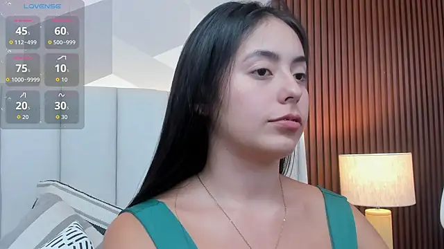 Julietasantos   online show from April 28, 6:24 pm