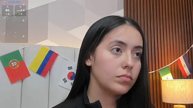 Snapshot of Julietasantos__ chatting on June 16, 6:32 pm Julietasantos online show from June 16, 6:32 pm