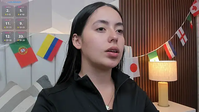 Julietasantos   online show from June 19, 6:34 pm
