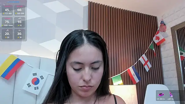 Julietasantos   online show from June 24, 6:18 pm