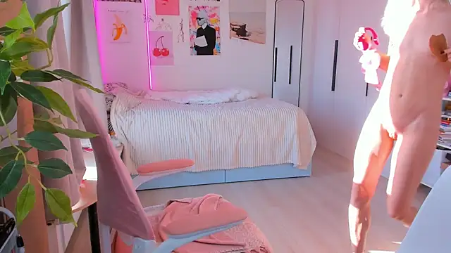 Lily Young online show from June 2, 3:30 am