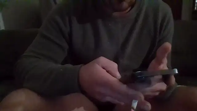 Snapshot of Fuckbuddy36 chatting on September 27, 2:27 am Fuckbuddy36 online show from September 27, 2:27 am