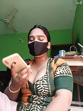 Snapshot of Kotha_-Moni chatting on January 18, 7:28 am Kotha -Moni online show from January 18, 7:28 am