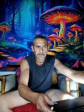 Snapshot of Bbboy42 chatting on November 10, 4:44 am Bbboy42 online show from November 10, 4:44 am