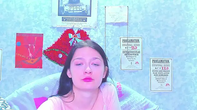 Vanessa Florence online show from January 16, 11:04 am