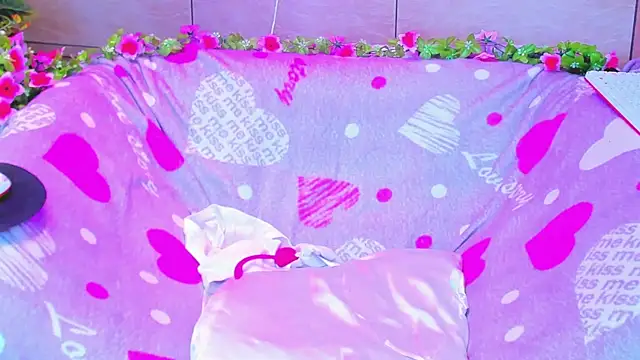 Vanessa Florence online show from March 20, 4:18 am