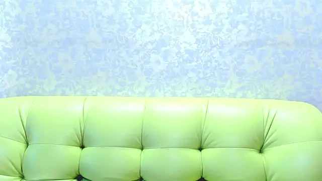 Snapshot of Vanessa_Florence chatting on June 28, 1:22 am Vanessa Florence online show from June 28, 1:22 am
