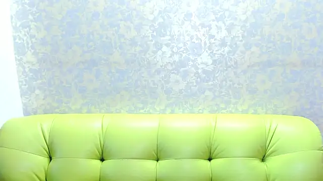 Snapshot of Vanessa_Florence chatting on July 11, 1:19 am Vanessa Florence online show from July 11, 1:19 am