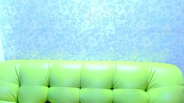 Snapshot of Vanessa_Florence chatting on July 17, 1:12 am Vanessa Florence online show from July 17, 1:12 am