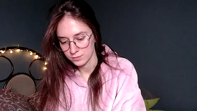 wow  kelly online show from September 29, 2:11 pm