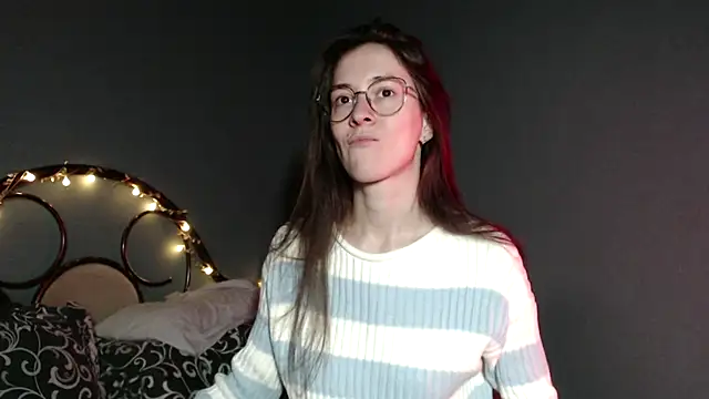 wow  kelly online show from November 22, 3:00 pm