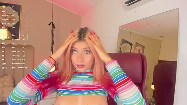 Emma Thompsson online show from October 31, 1:50 am