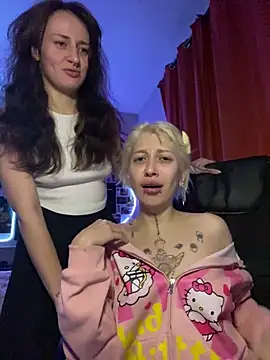 Dooubletroublee online show from November 29, 12:02 am