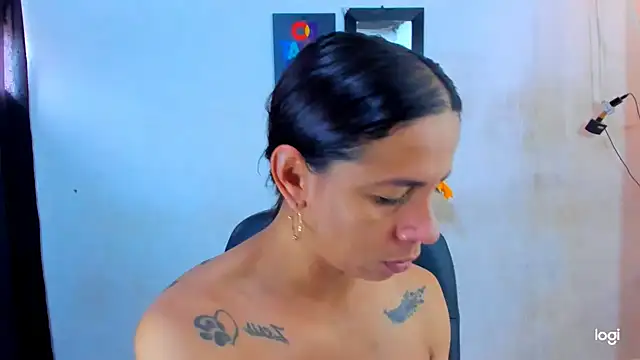 juanblakbigcock online show from July 23, 2:37 pm