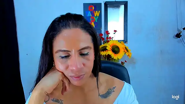 juanblakbigcock online show from July 25, 4:10 am