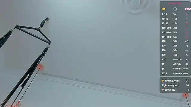 PittAndLunaa online show from January 10, 3:48 pm