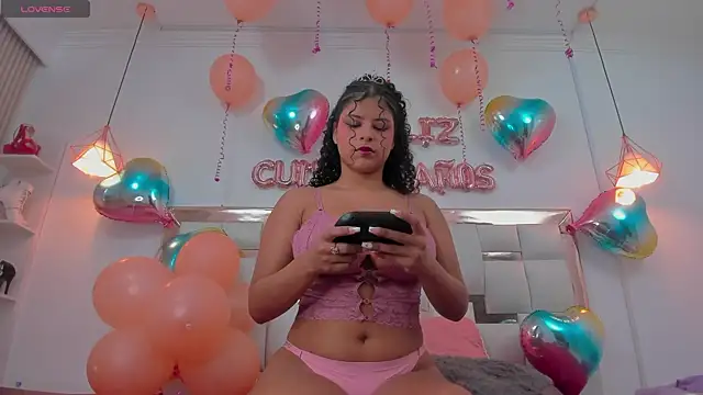 PittAndLunaa online show from January 25, 12:58 pm