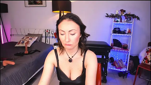 Snapshot of MissAliciaFD chatting on January 16, 10:42 am MissAliciaFD online show from January 16, 10:42 am