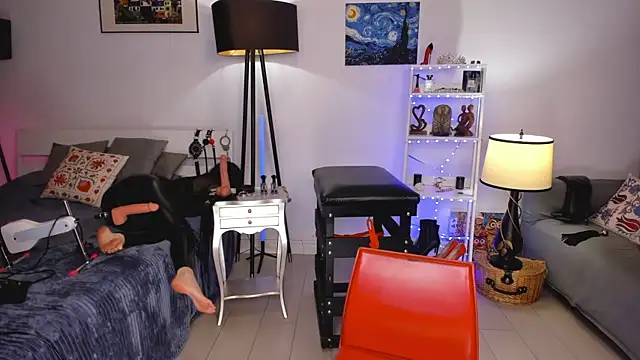 Snapshot of MissAliciaFD chatting on November 23, 11:21 am MissAliciaFD online show from November 23, 11:21 am