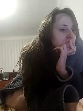 Snapshot of emeli_moon chatting on December 30, 10:34 pm emeli moon online show from December 30, 10:34 pm