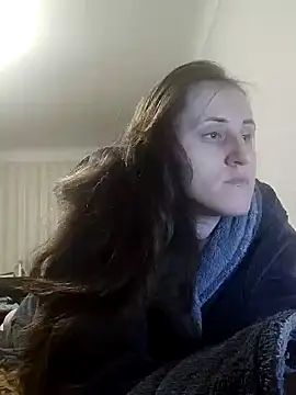 Snapshot of emeli_moon chatting on February 2, 7:14 pm emeli moon online show from February 2, 7:14 pm