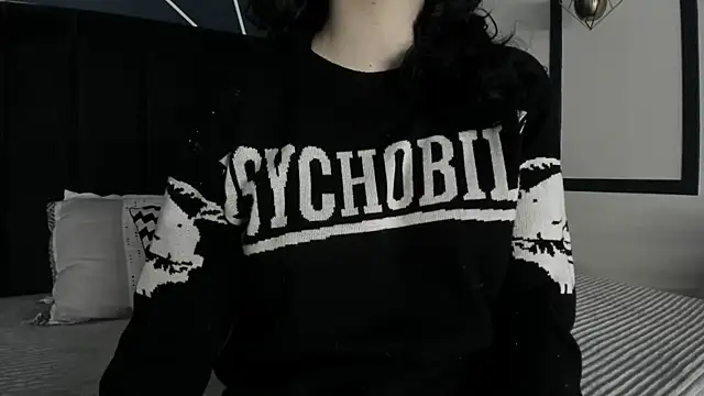 Snapshot of Adeelinee chatting on March 14, 9:21 pm Adeelinee online show from March 14, 9:21 pm