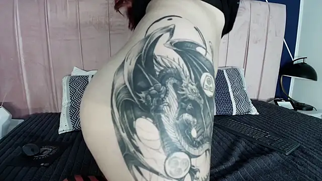 Snapshot of Adeelinee chatting on March 20, 11:02 pm Adeelinee online show from March 20, 11:02 pm