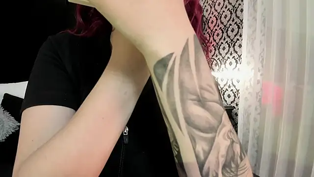 Snapshot of Adeelinee chatting on September 22, 7:38 pm Adeelinee online show from September 22, 7:38 pm